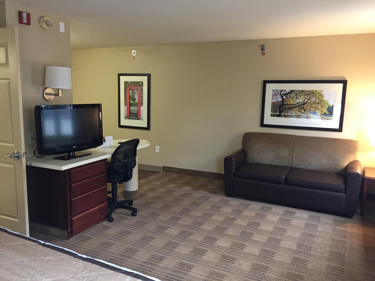 Extended Stay America Select Suites - Columbia - Northwest Harbison Exterior photo