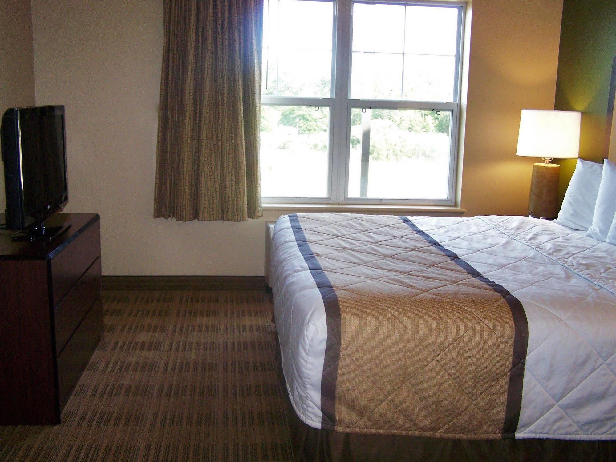 Extended Stay America Select Suites - Columbia - Northwest Harbison Exterior photo